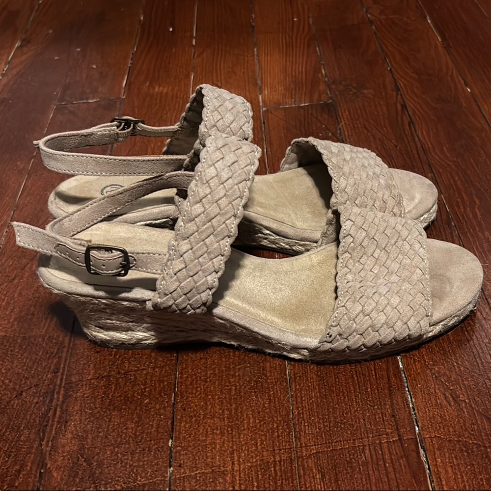 Braided Tan suede Espadrilles